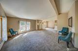 1840 Crescent Drive - Photo 18
