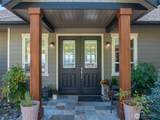 403 Crestview Drive - Photo 6