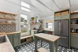 915 Legion Way - Photo 19