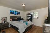 2137 Colonial Way - Photo 17