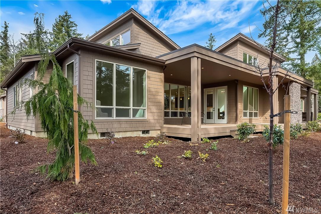 8778 Clubhouse Point Dr - Photo 1