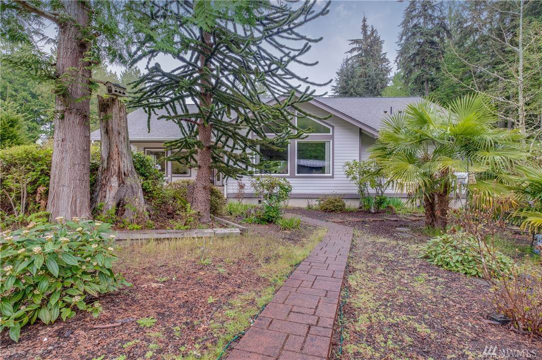 3863 Paradise Bay Rd - Photo 1