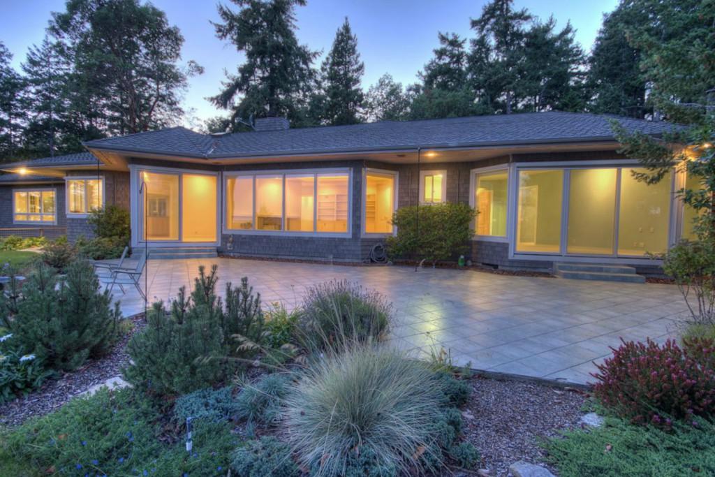 713 Harborview Lane - Photo 1