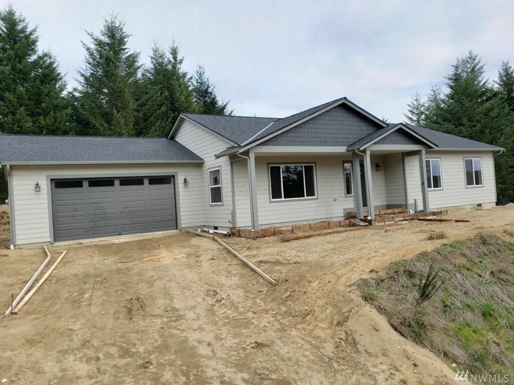 1515 188th Ave - Photo 1
