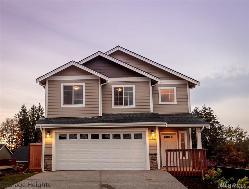 717 Freedom Ct - Photo 1