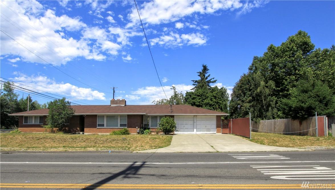 9401 136th St - Photo 1