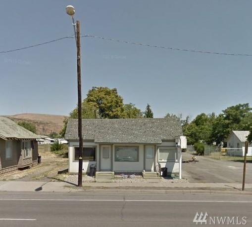 1015 Fruitvale Blvd - Photo 1