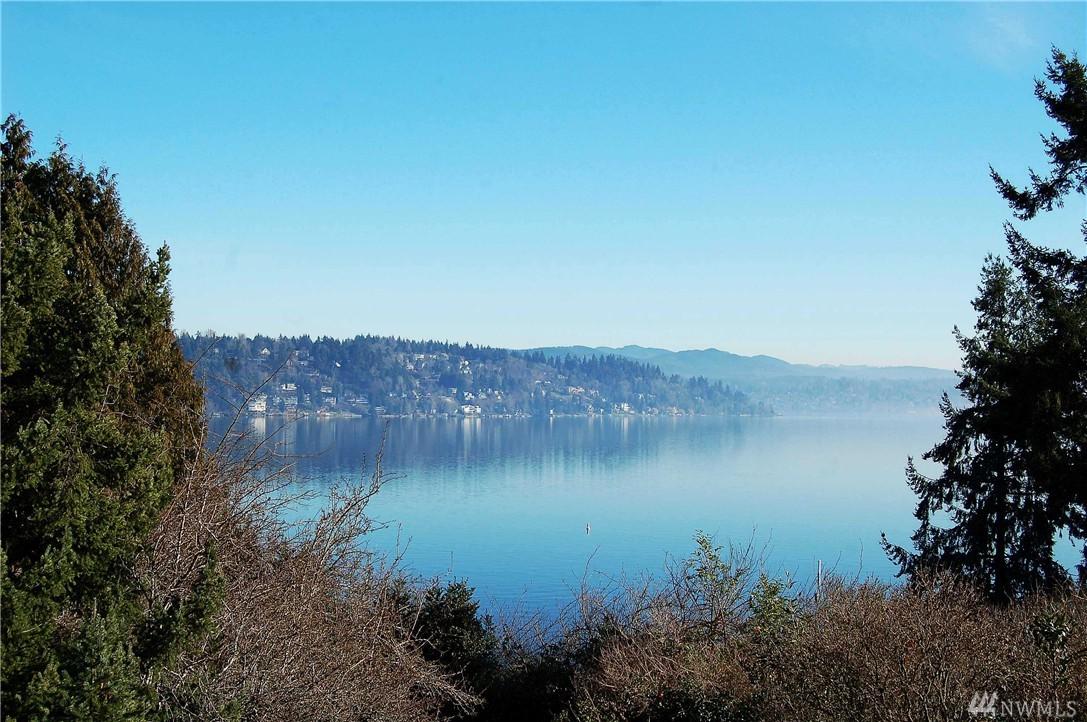7938 Seward Park Ave - Photo 1