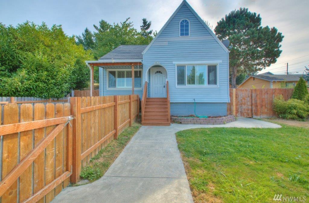 4625 Sheridan Ave - Photo 1