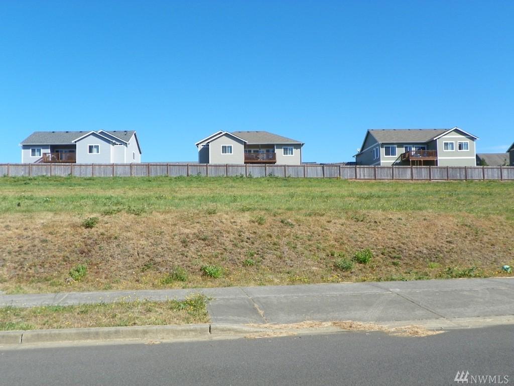 555 Meadow Lp - Photo 1