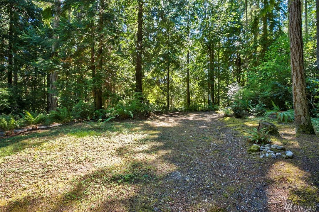 9346 Anderson Hill Rd - Photo 1