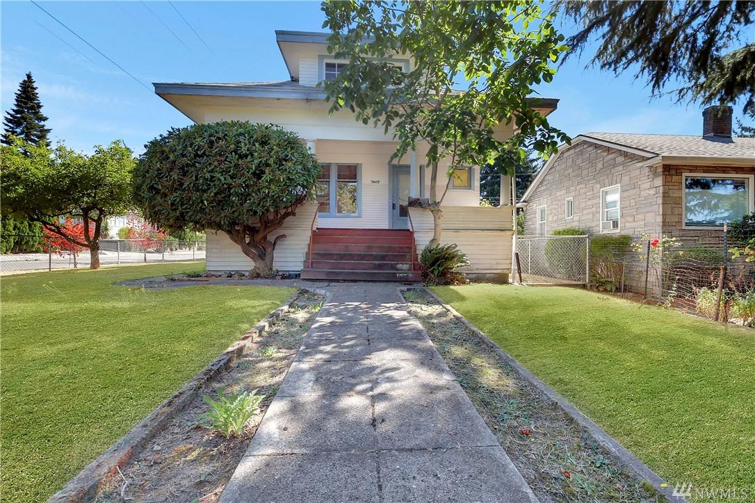 5602 46th Ave - Photo 1