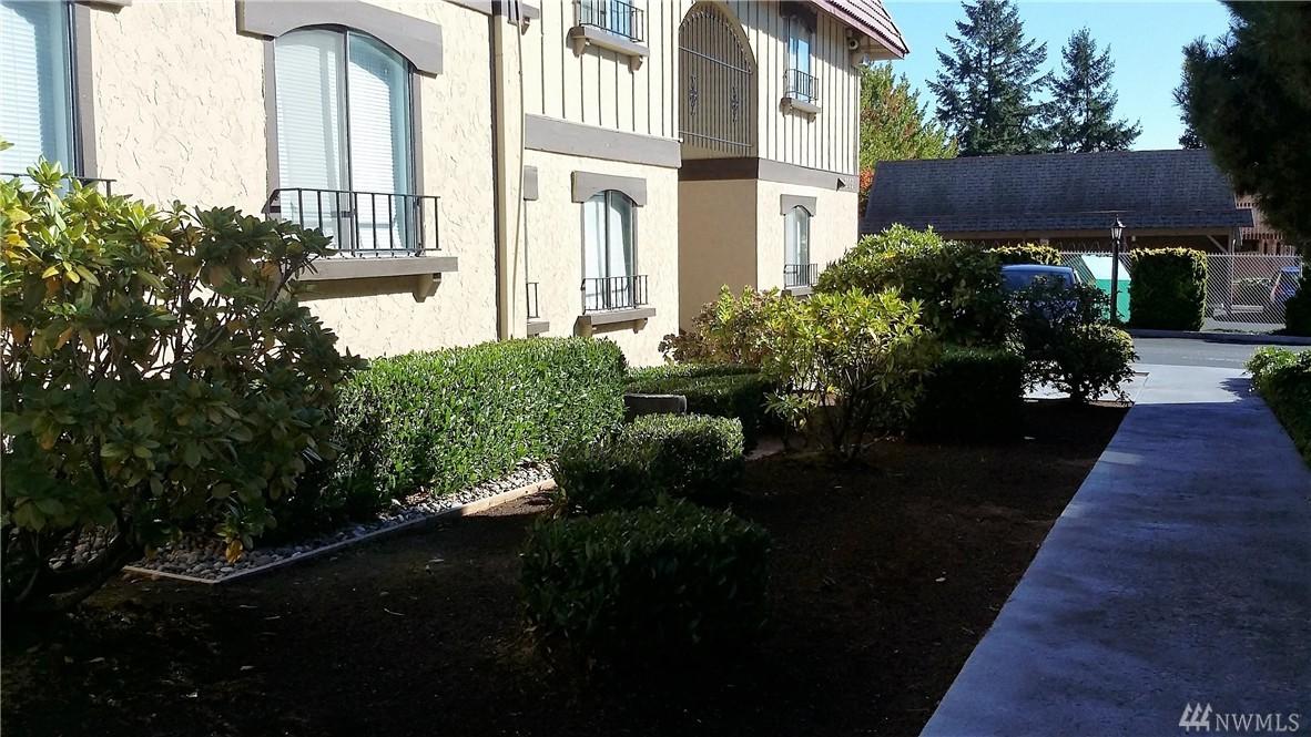 1001 Pearl St - Photo 1