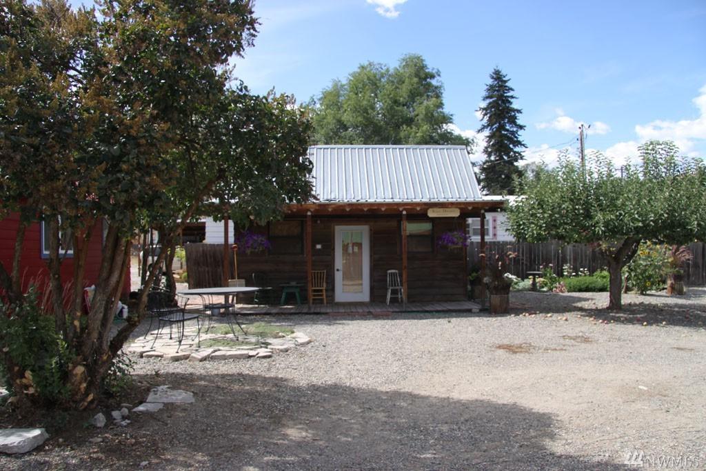 125 2nd Ave - Photo 1