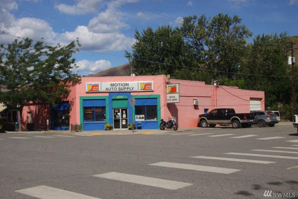 204 2nd Ave - Photo 1