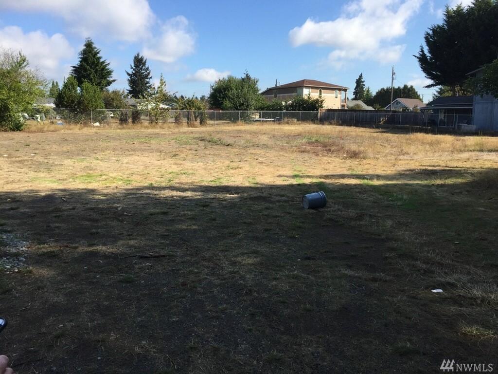 6925-1/2 52nd Ave - Photo 1