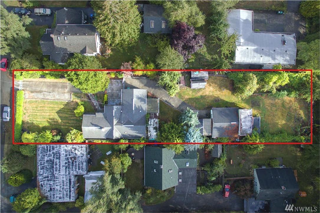 10702 39th Ave - Photo 1