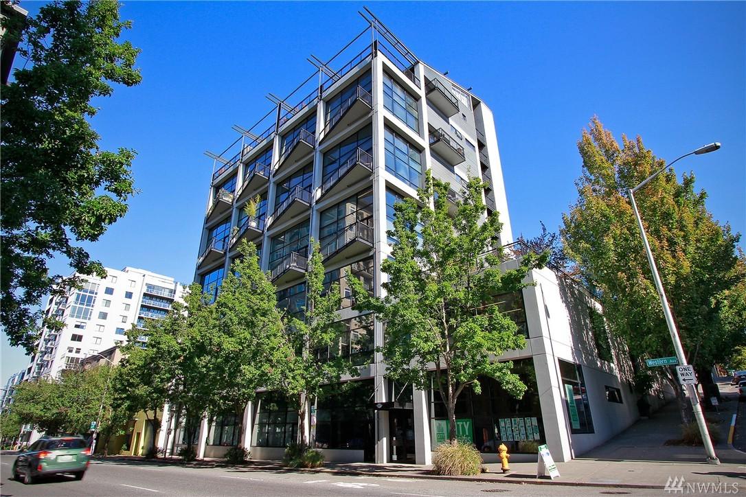 80 Vine St - Photo 1