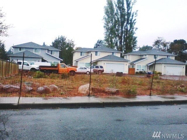 8114 C St - Photo 1