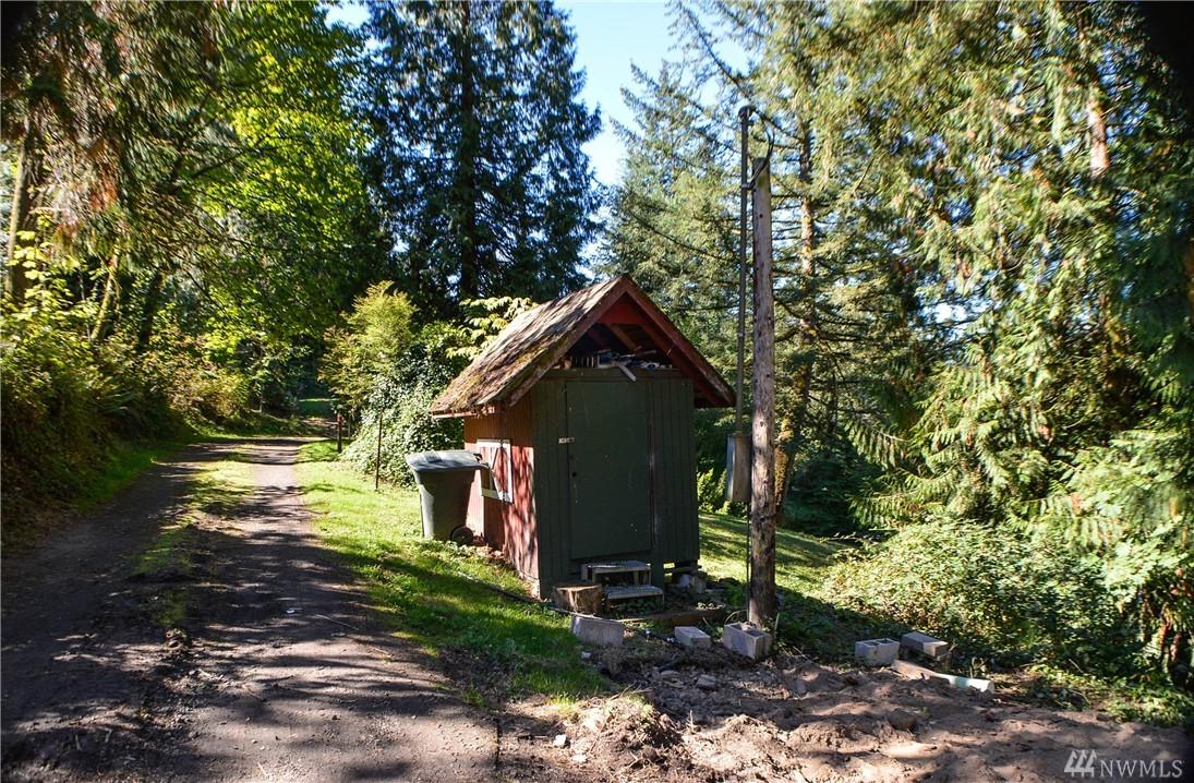 663 Modrow Rd - Photo 1