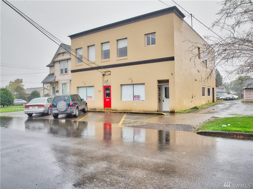 304 Alder St - Photo 1