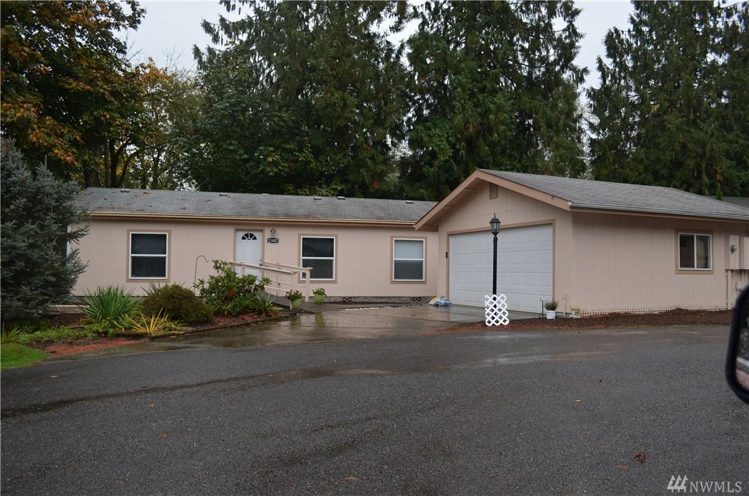 23807 67th St - Photo 1