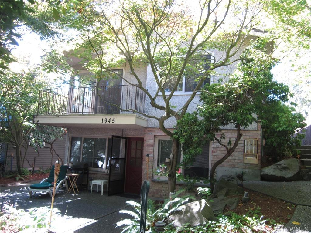 1945 10th Ave - Photo 1