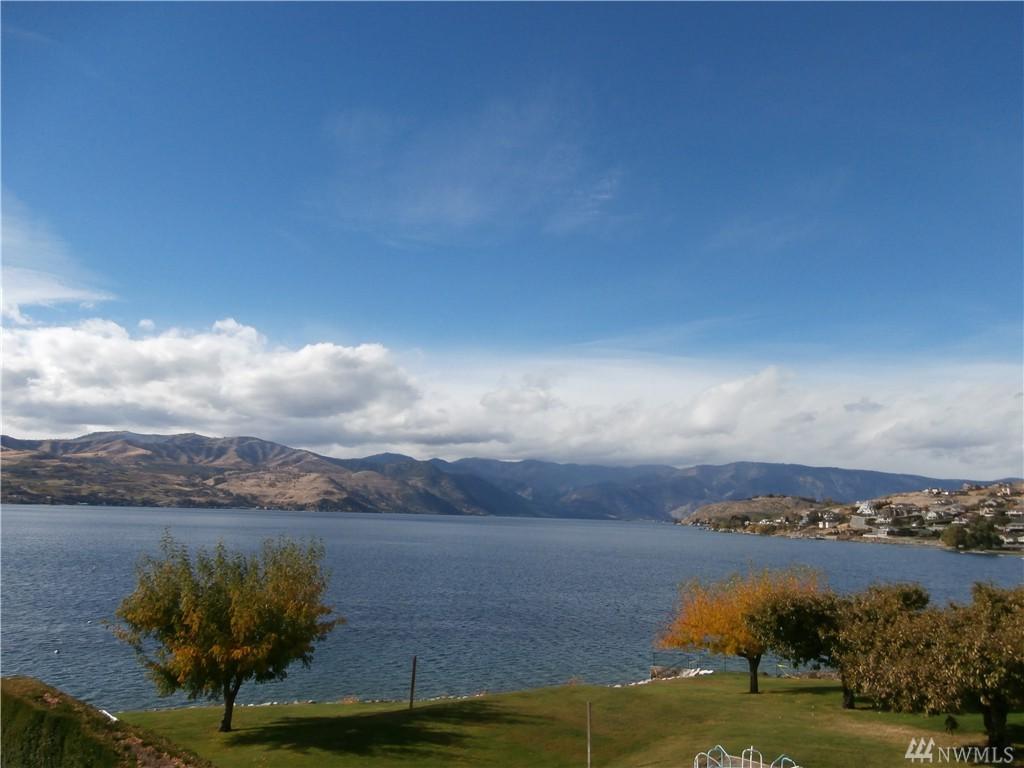 100 Lake Chelan Shores - Photo 1