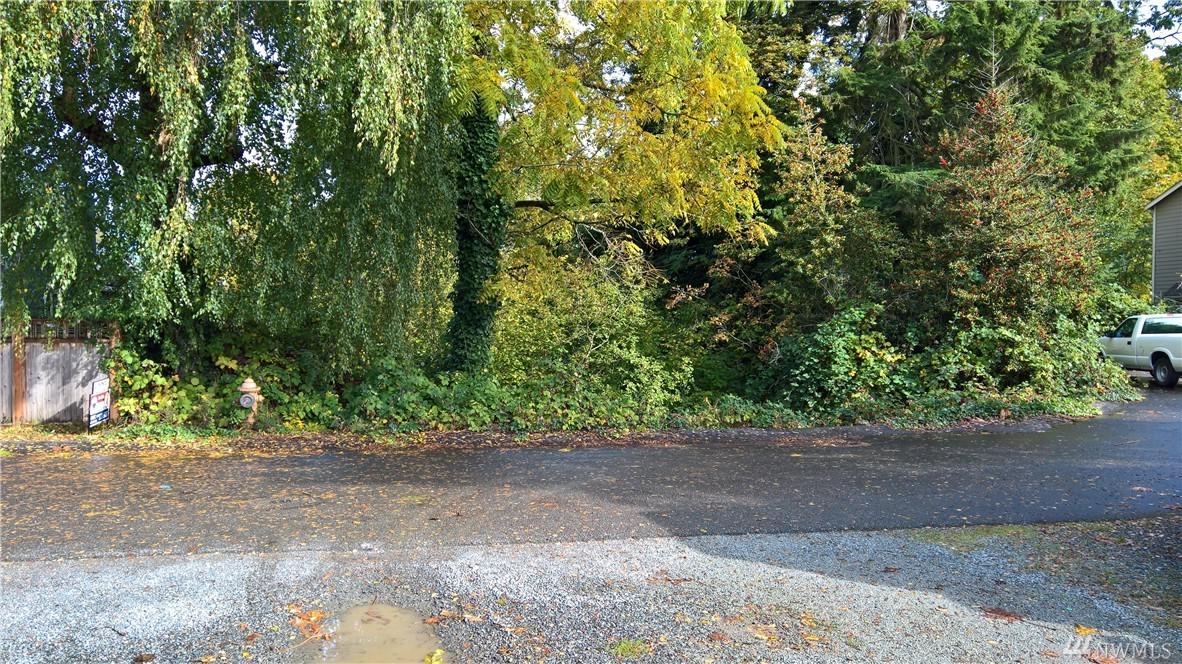 315 Lind Ave - Photo 1
