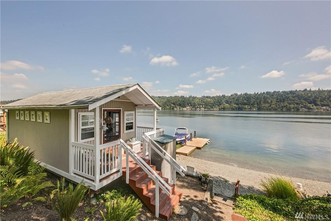 2250 Lake Sammamish Pkwy - Photo 1