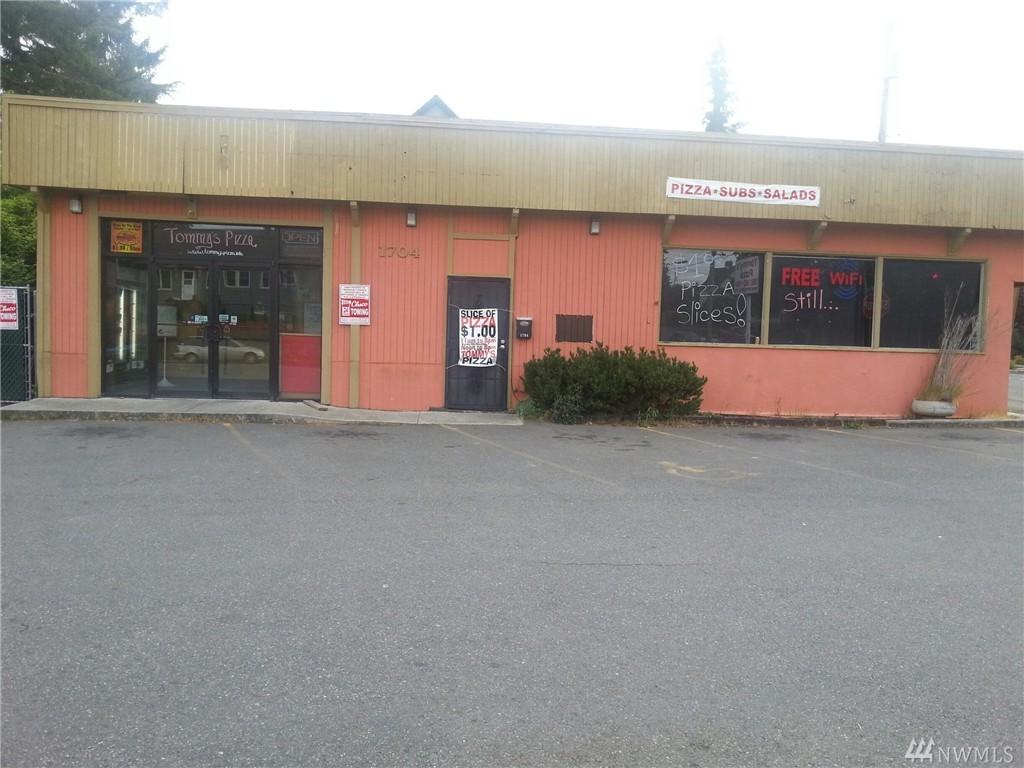 1702 Sixth St - Photo 1