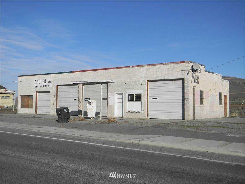 2505 Foster Creek Avenue - Photo 1