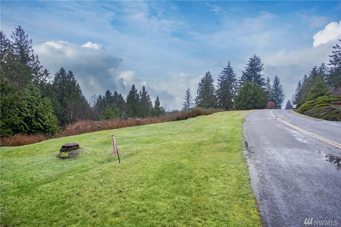 627 Rainier Lane - Photo 1