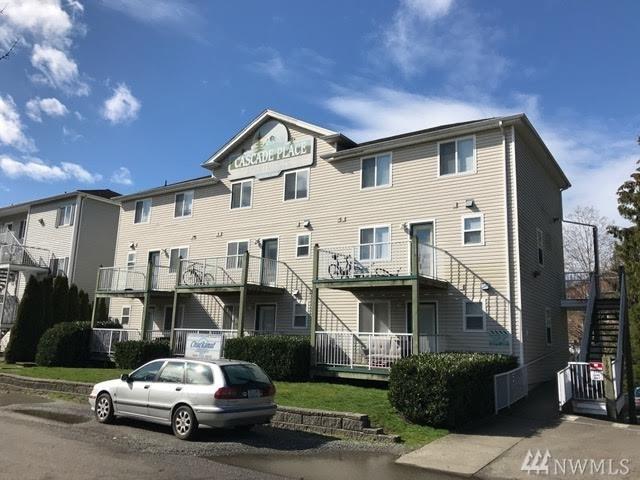 1020 23rd St - Photo 1