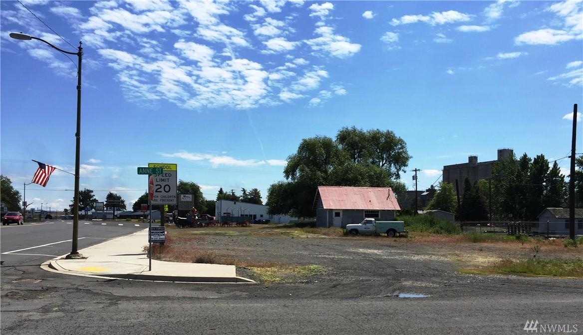 204 Main Ave - Photo 1