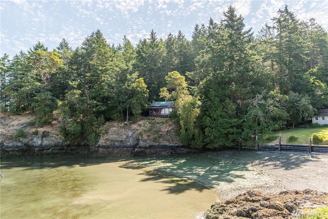 93 Willow Lane - Photo 1