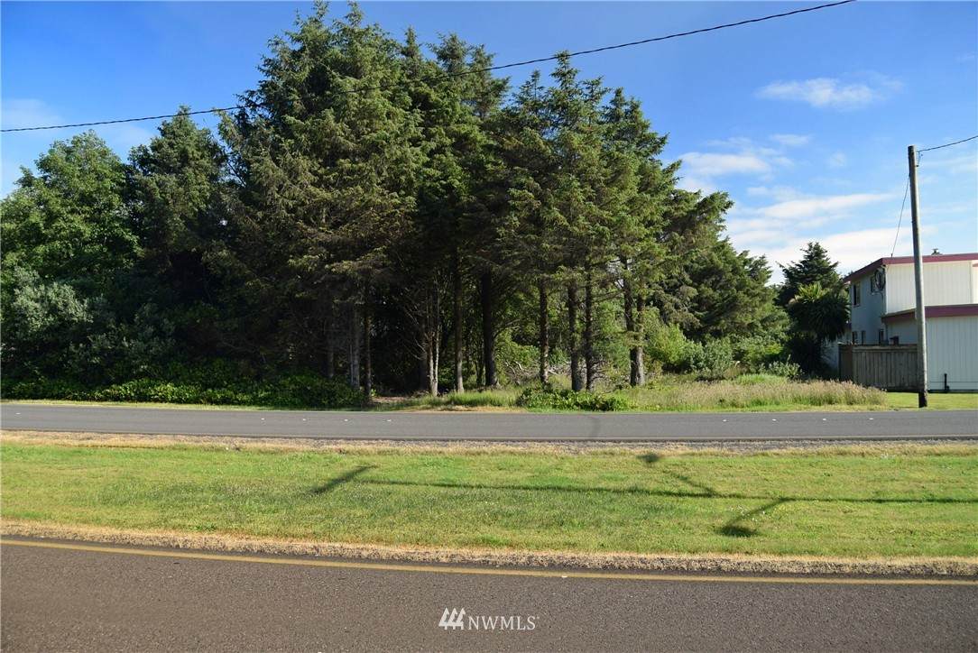880 Ocean Shores Boulevard - Photo 1