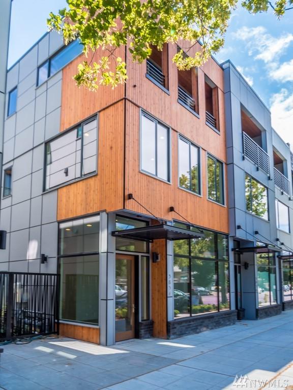 3834 California Ave - Photo 1