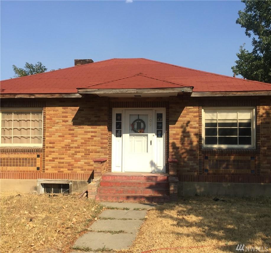 909 Golden St - Photo 1