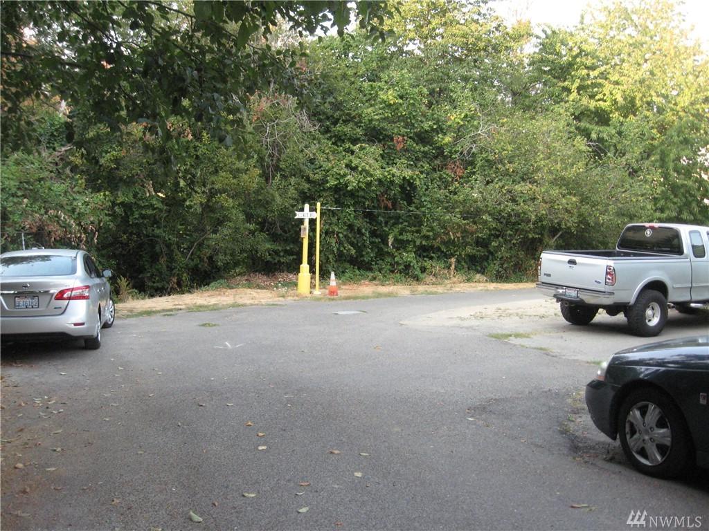 10422 12th Ave - Photo 1