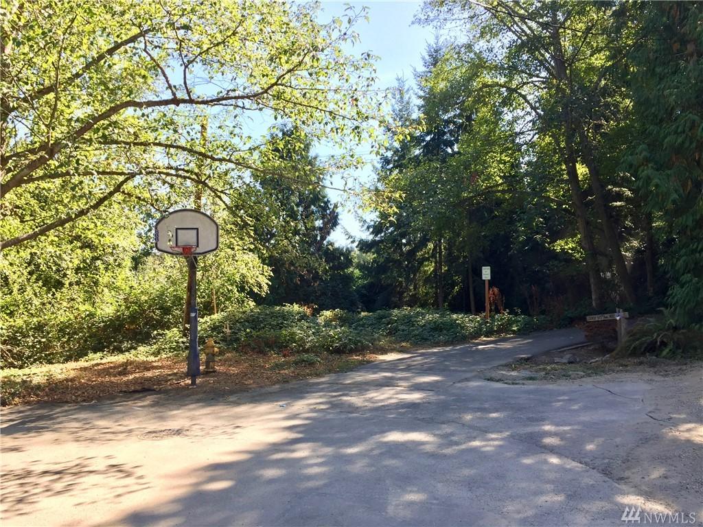 38-xx 95th Ave - Photo 1