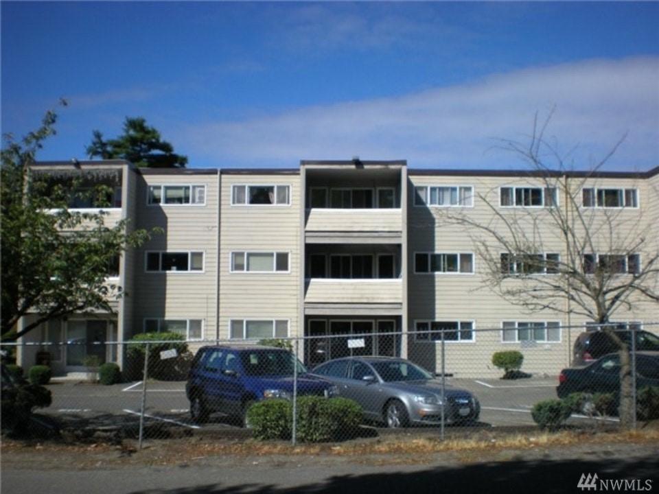 236 152nd St - Photo 1