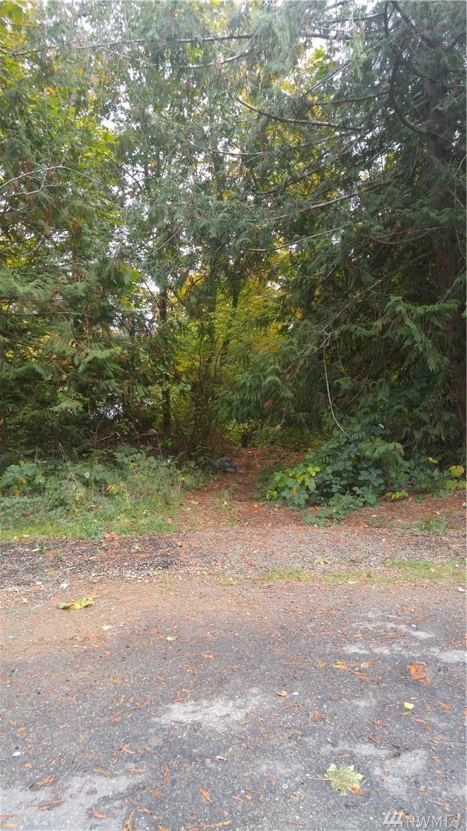 999 Sherwood Place - Photo 1