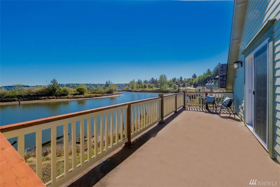 343 Island Lane - Photo 1