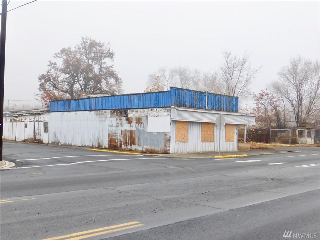 857 Basin St - Photo 1