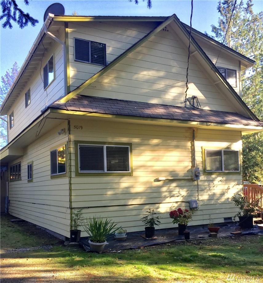5019 38th Ave - Photo 1