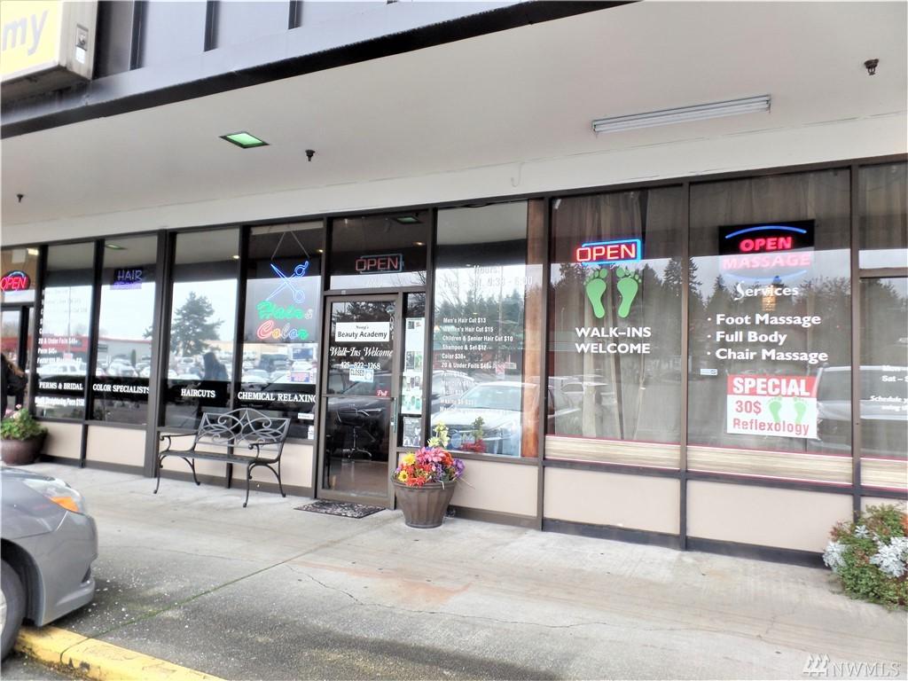 12106 85th St - Photo 1