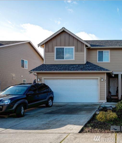 2200 Greenview Cir - Photo 1