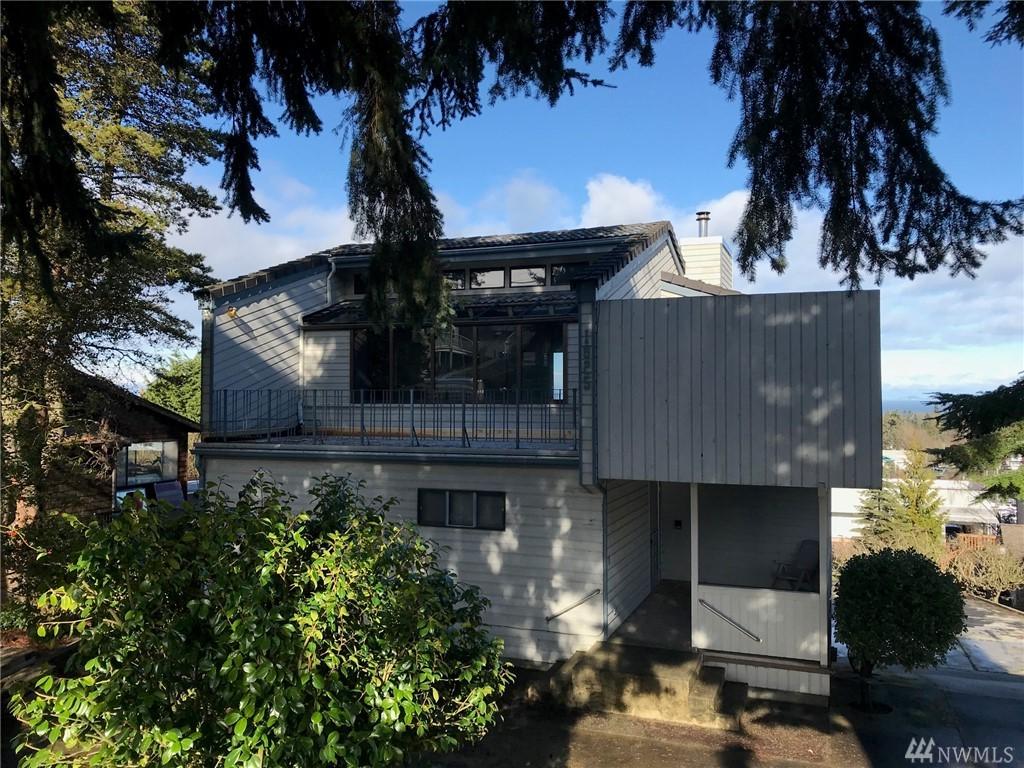 1825 3rd St - Photo 1