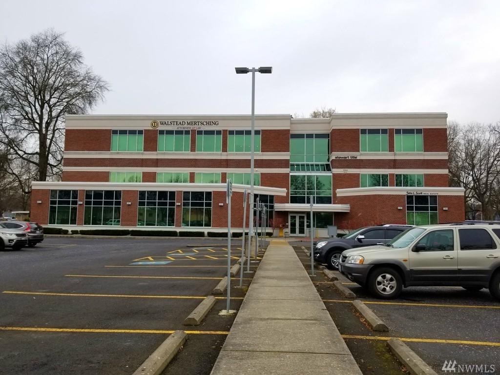 1700 Hudson St - Photo 1